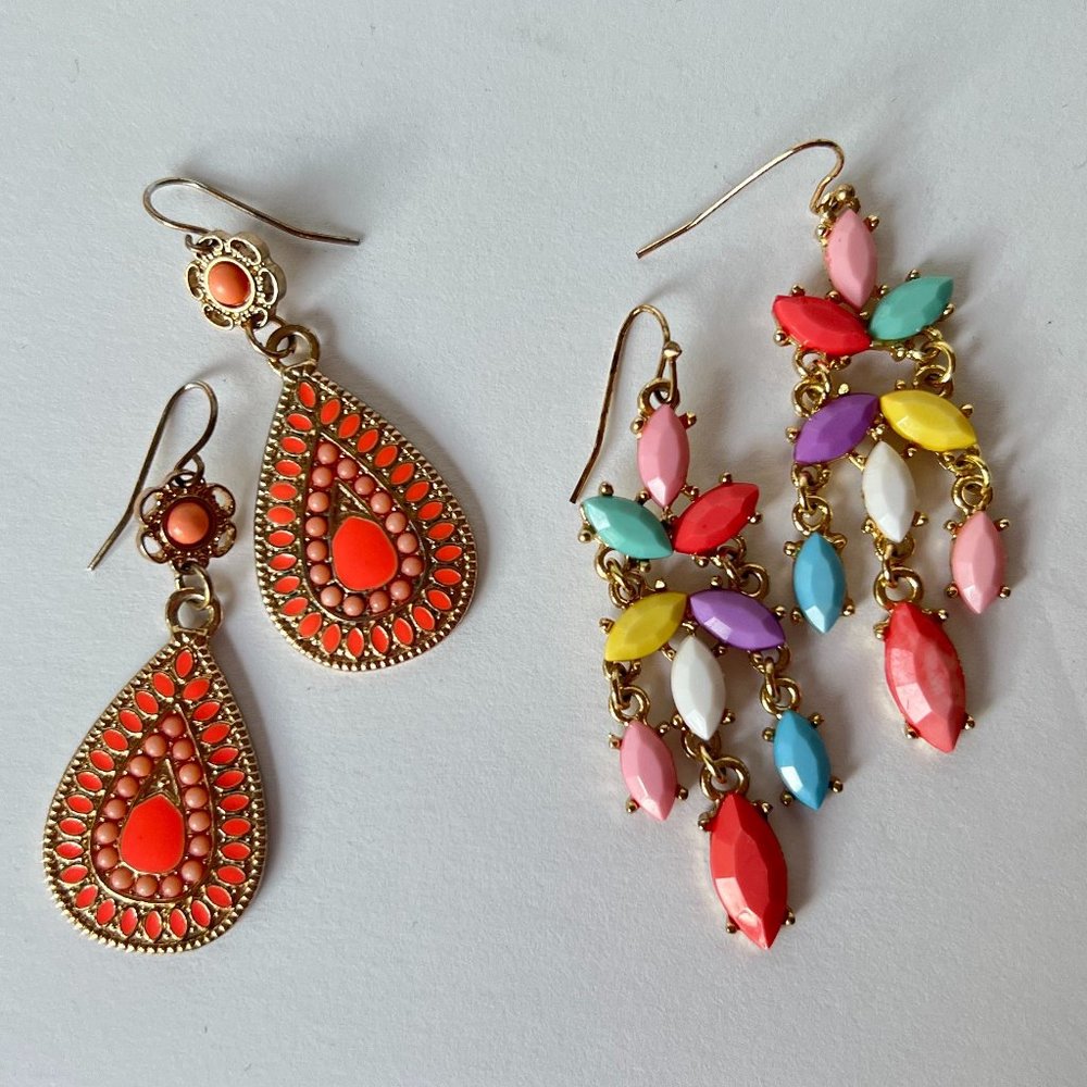 Vintage Colorful Earrings - 2 pairs - Picture 1 of 2